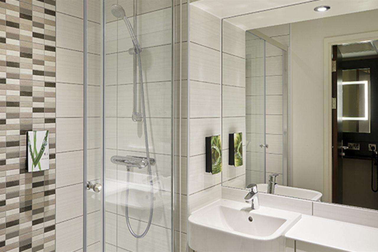 Premier Inn Premier Inn Веймут Екстер'єр фото