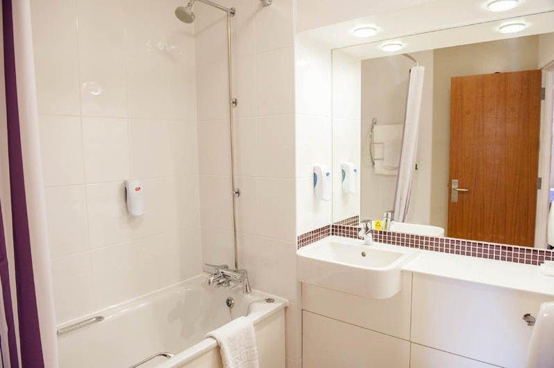 Premier Inn Premier Inn Веймут Екстер'єр фото